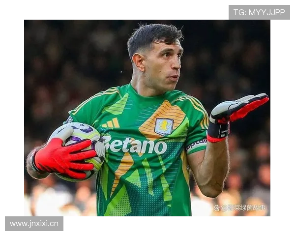 马丁内斯本赛季门将表现稳健，多项数据位居联赛前列