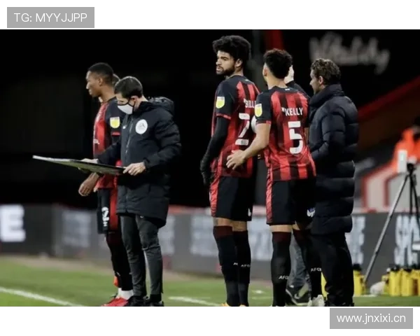 德比郡领跑英甲积分榜,近期表现稳健 德比郡领跑英甲积分榜,近期表现稳健