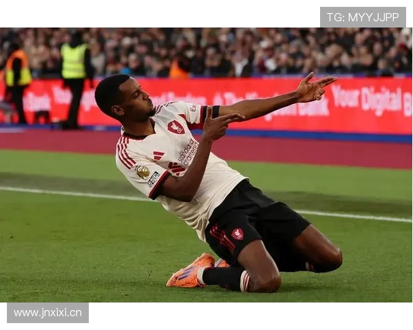 萨拉赫生涯轨迹解析：边锋向进攻核心转型的关键阶段